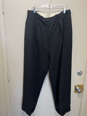 Giorgio Armani Men's Black Pleated Dress Trousers